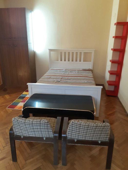 Обзаведен, малък апартамент до парка Заимов