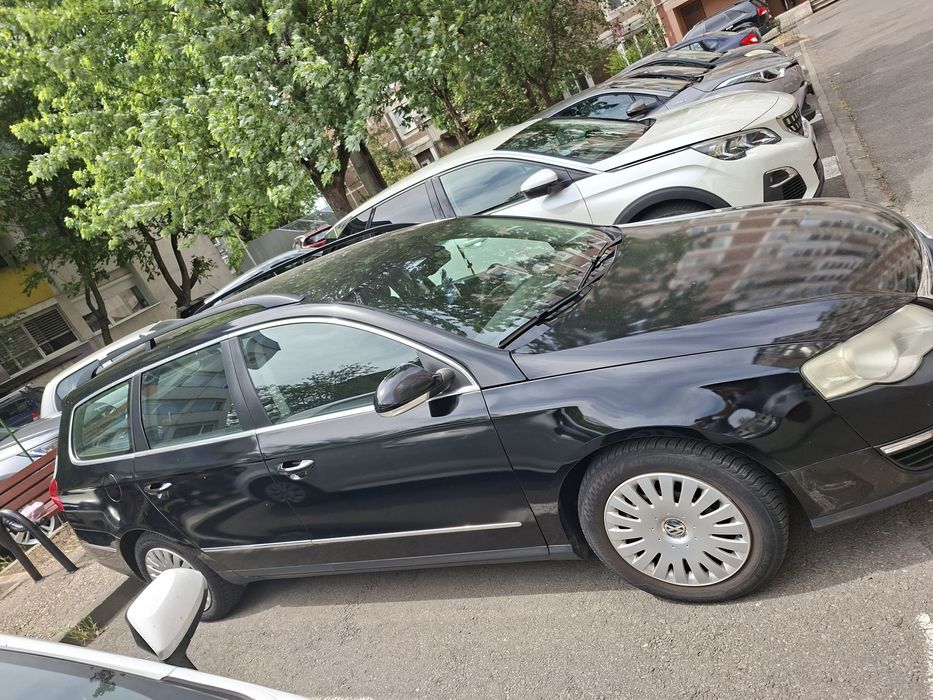 Vând Volkswagen Passat 2009