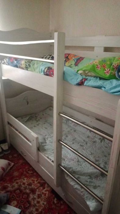 Детская кровать двух этажная