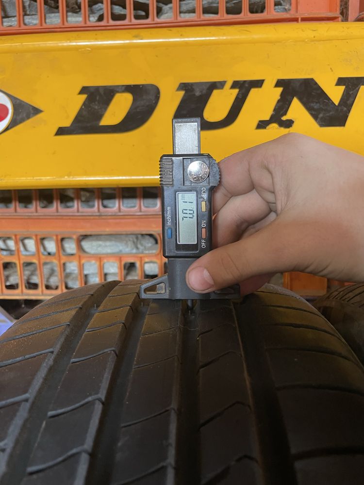 2бр. Kumho Ecsta HS51 215/45/16, 7мм, ДОТ 1318
