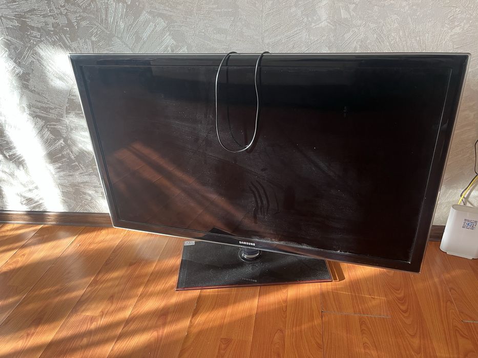 Телевизор самсунг