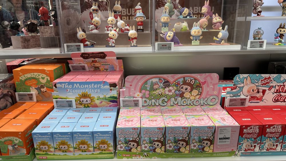Figurine diverse pop mart