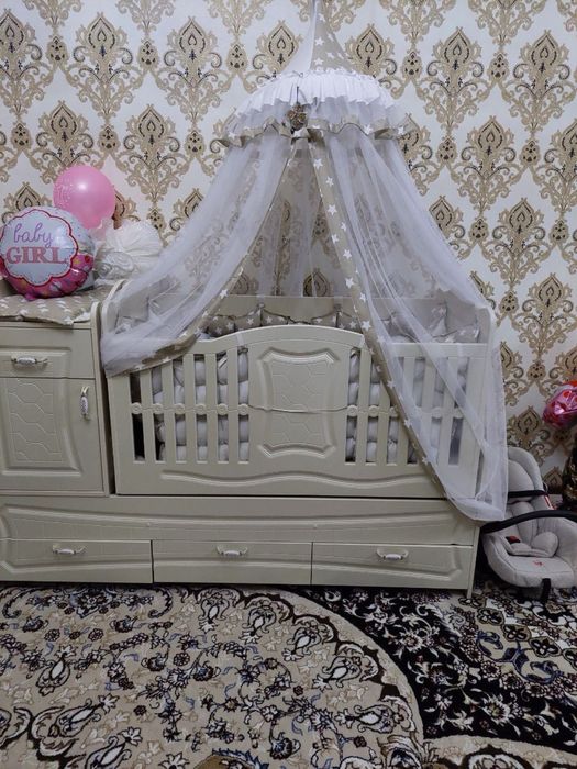 Болачалар каравочаси сотилади холати йанги