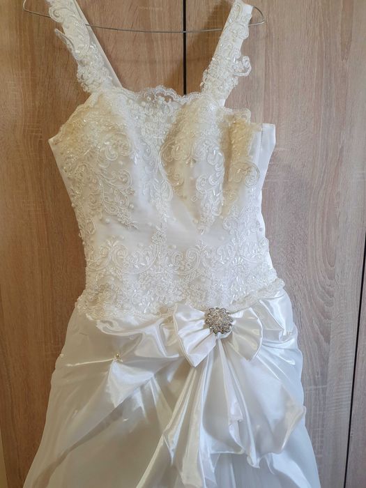 Vând rochie de mireasa
