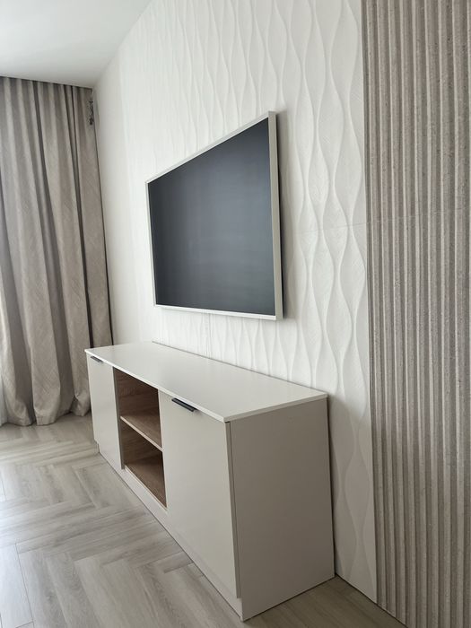 Тумба под ТВ новая, комод