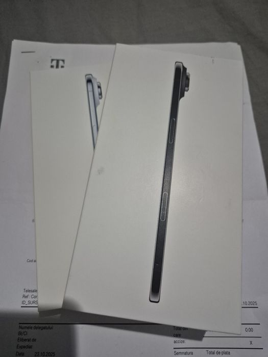 Iphone 17 Air 256gb - Sigilat - Liber de rețea - Black/Blue -Acte achi