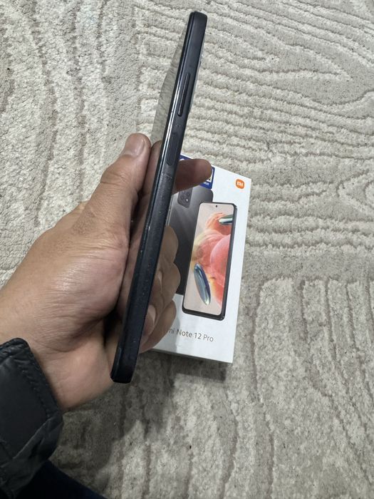 Redmi not 12 pro 128Gb holati yaxshi karobkasi bor