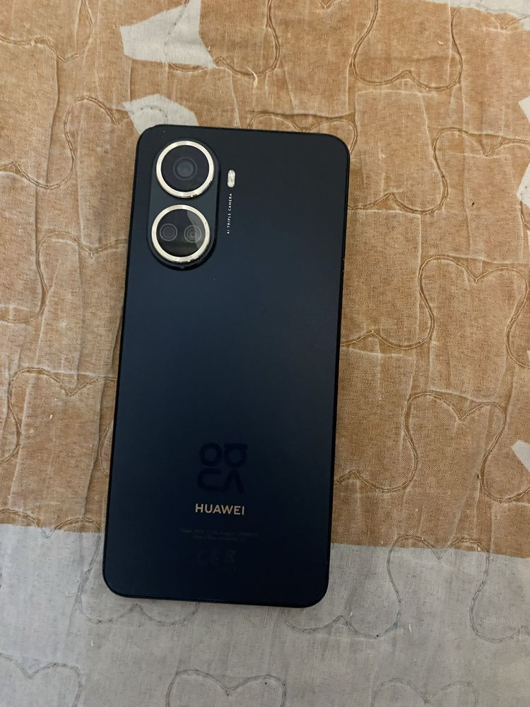 Продаю Huawei nova 10 SE 8+3