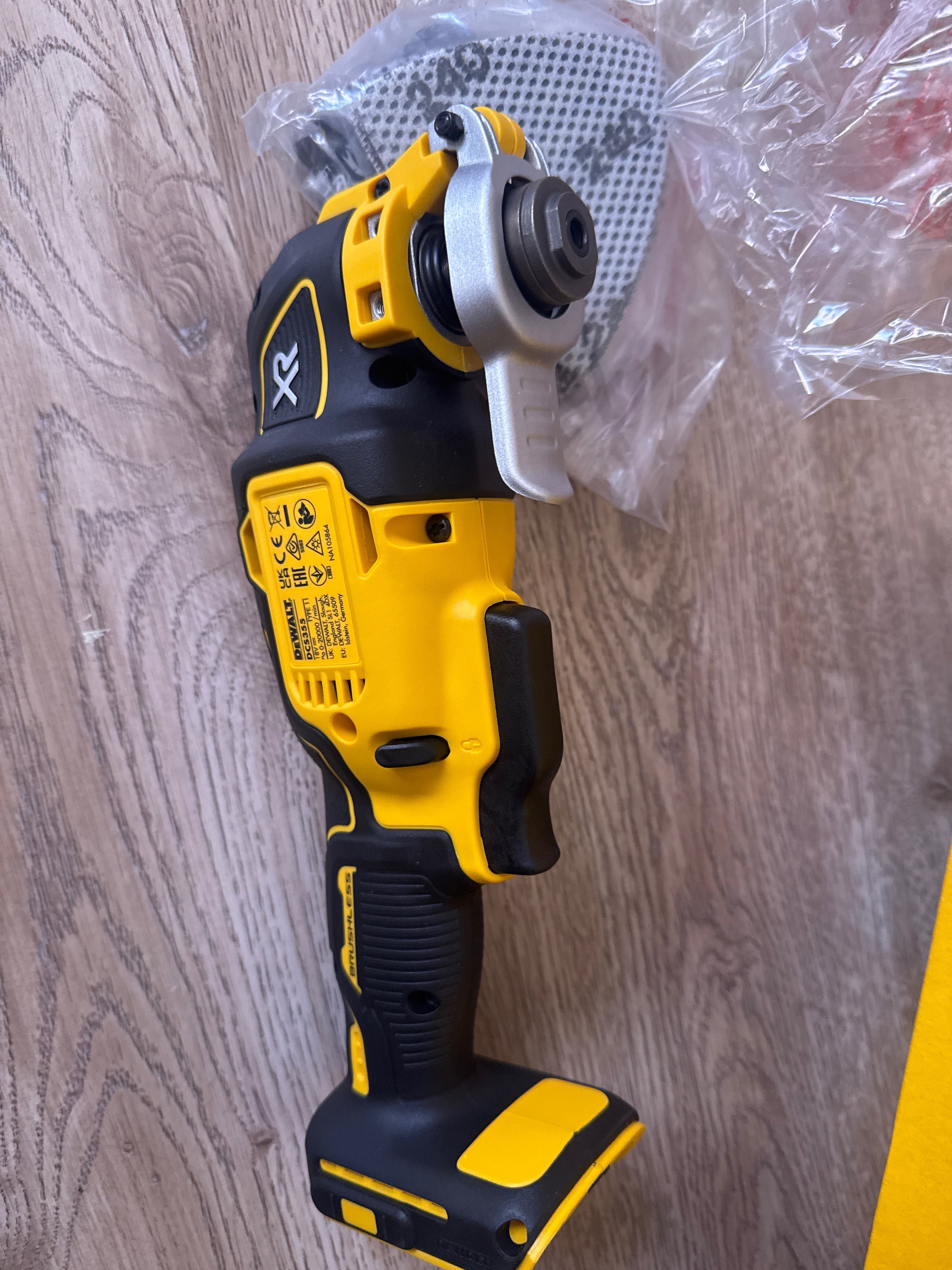 Мултифункционална машина DEWALT НОВ