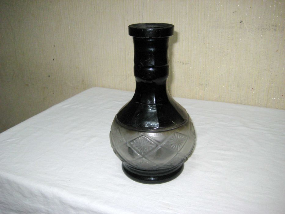 Колба для кальяна ест большой и маленький отличном целом состоянии!