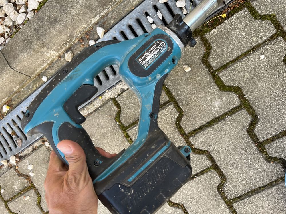 Makita DVR450 vibrator pt beton