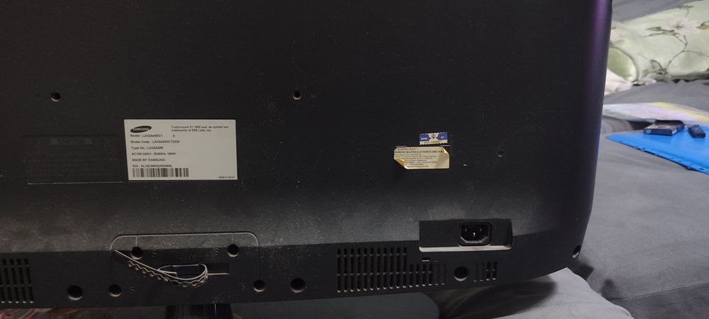 Продаю телевизор Samsung 32 дюйма