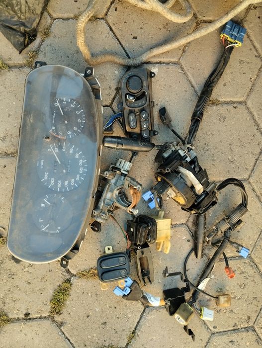 Запчасти для мазды кседокс 6