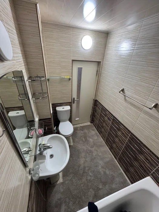 Продажа 4х комтнатной квартиры на М.Космонавты ,улица Юнус Раджаби