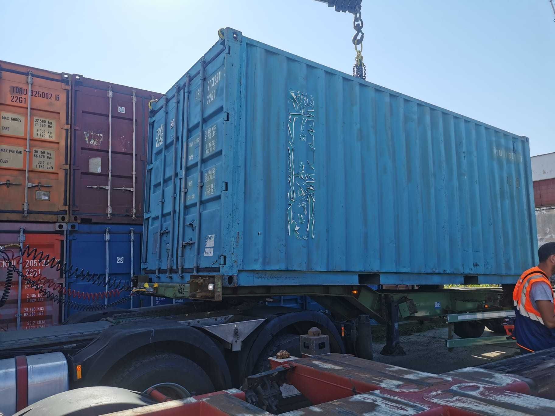 Container maritim sau de tip birou