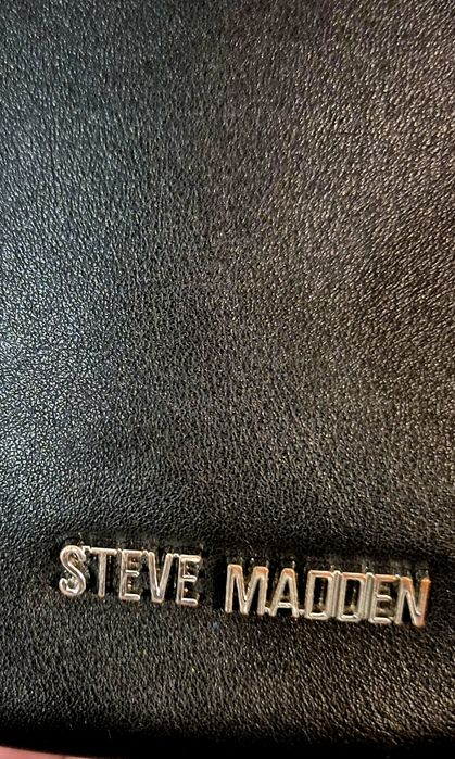 Продавам дамска чанта