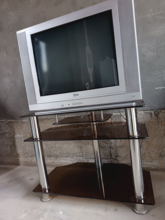 Televizor holati ideal