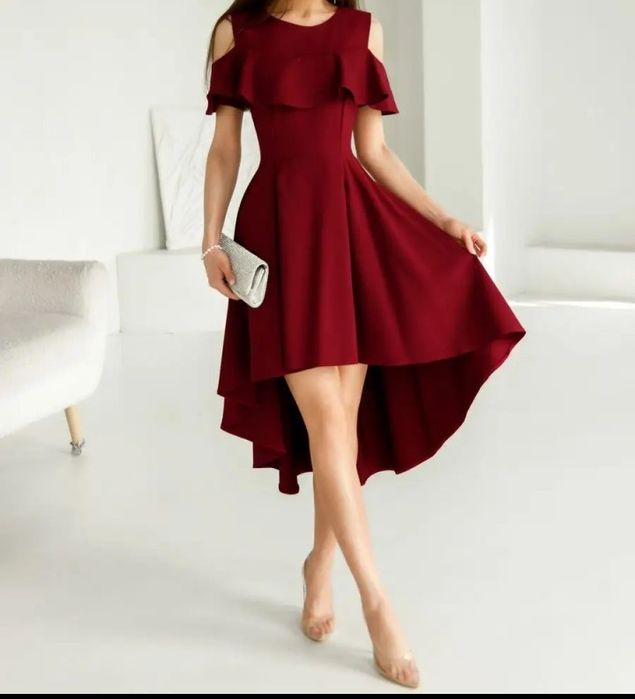 Продам платье новое