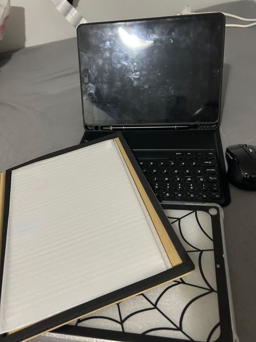 iPad 8 (2020) | 10.2" | 32 GB | spacegrey |
