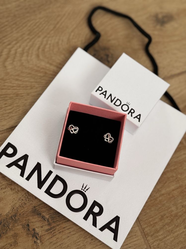 Pandora обеци Пандора