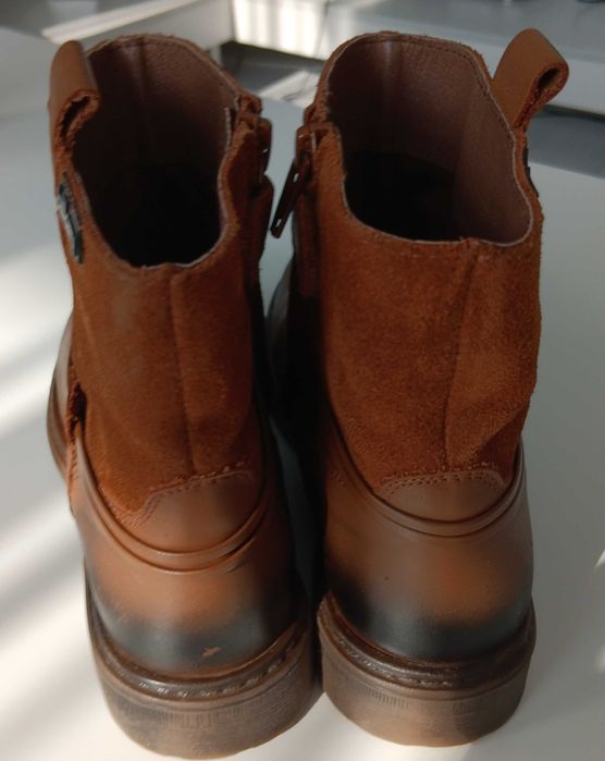 Нови боти от естествена кожа за момиче 32 номер