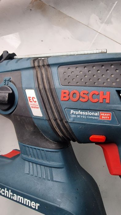 Ciocan rotopercutor cu acumulator SDS