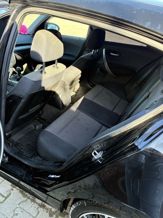 Vand bmw seria 1 e87 2.0 122cp