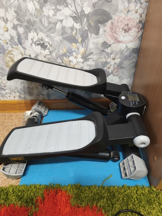 Продам тренажёр степпер б/у.Состочние  отличное.