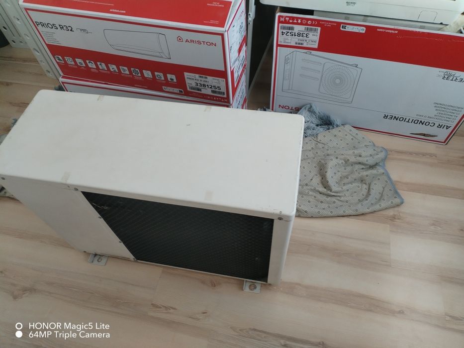 Vând aer condiționat dublu split Platinium