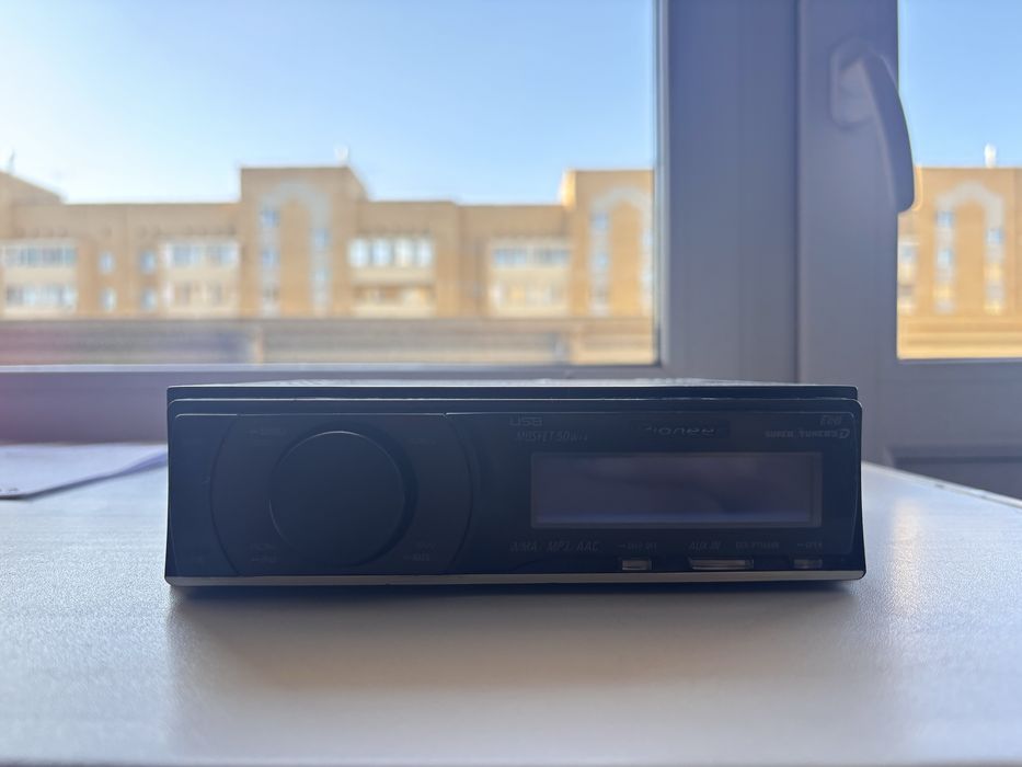 Магнитофон Pioner deh-7150 Дельфин