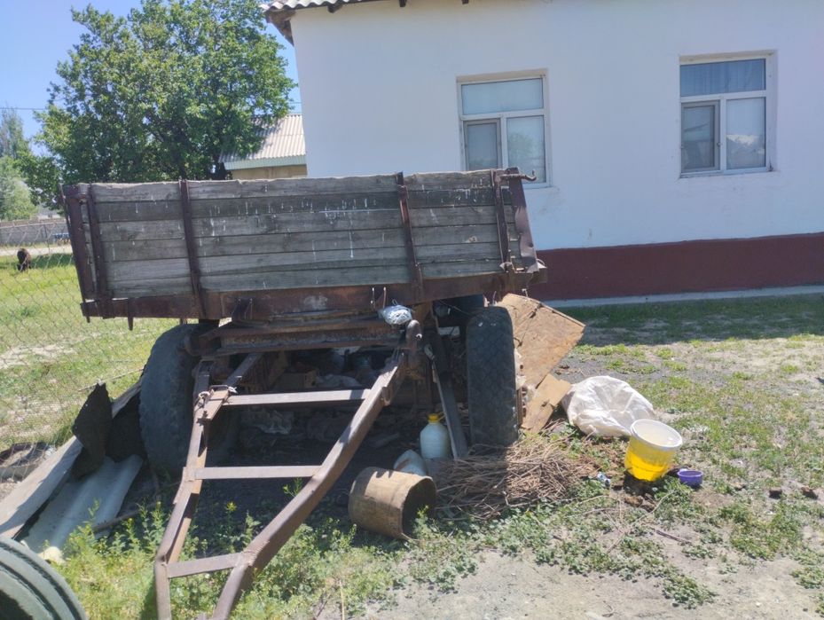Продаётся тележка и граблями