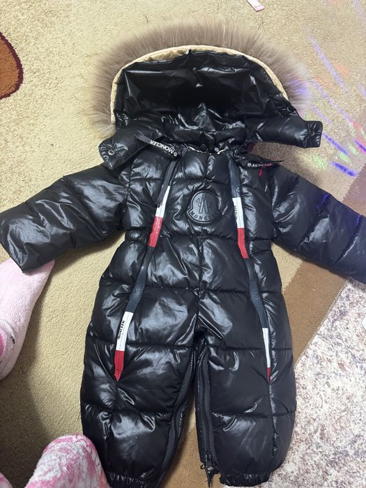 Продам комбинезон зимний для ребенка