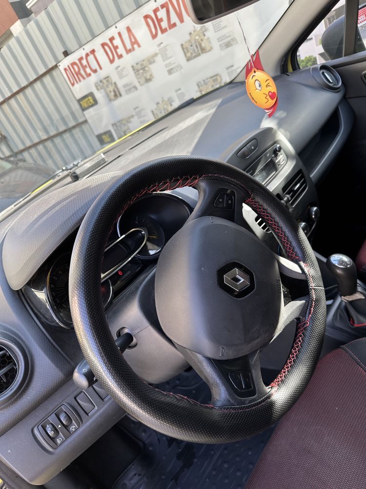 Vand Renault Clio 1.2 benzina 2013 cu 130.000 km reali