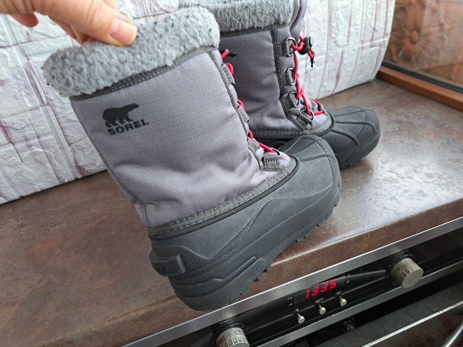 детски ботуши,зимни обувки,боти,апрески,Sorel номер35 за момче