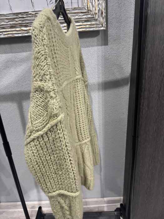 Жилетка с копчета - бижу ZARA