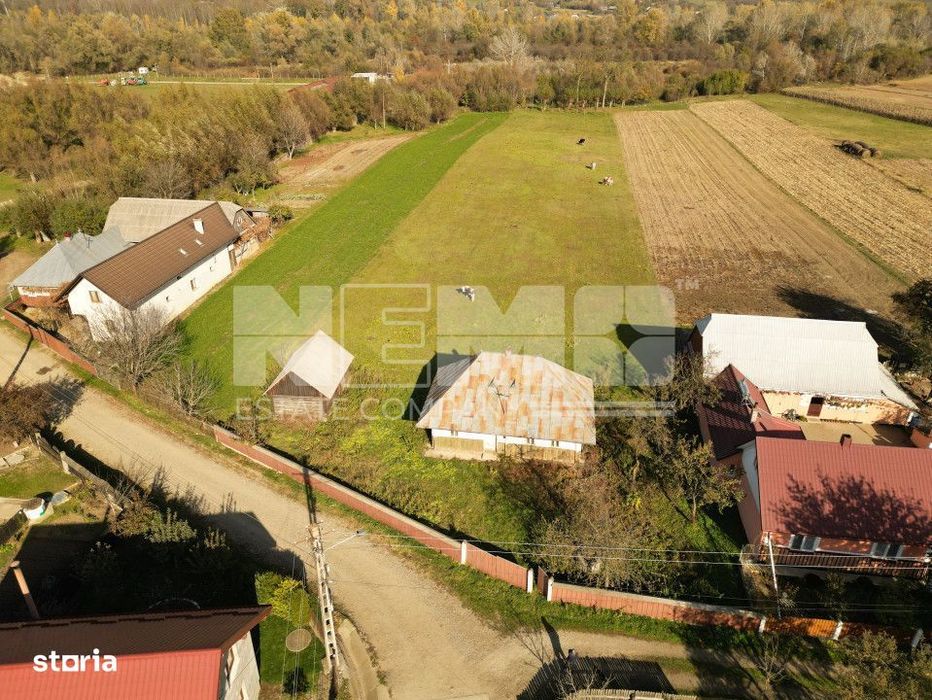 Casă bătrânească cu teren generos – Strada Poiana | 5.062 mp teren