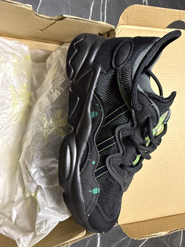Adidasi Adidas Ozeego