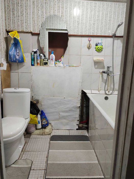 Сдаётся в аренду 1/1/4 на КараСу 6 бывшего общижетия