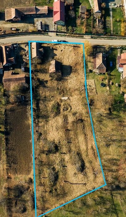 Teren intravilan – 3.792 mp, Bădeni (Moldovenești), jud. Cluj