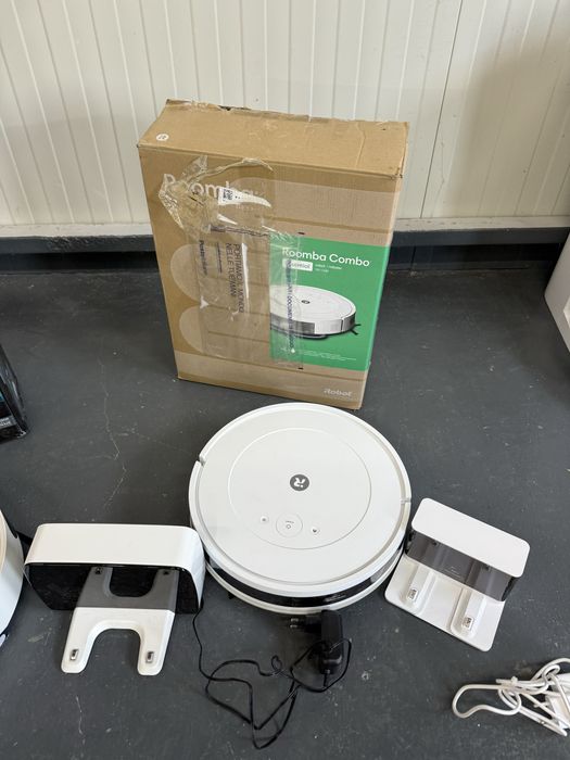 Aspiratoare Robot Rowenta Xplorer si Romba combo