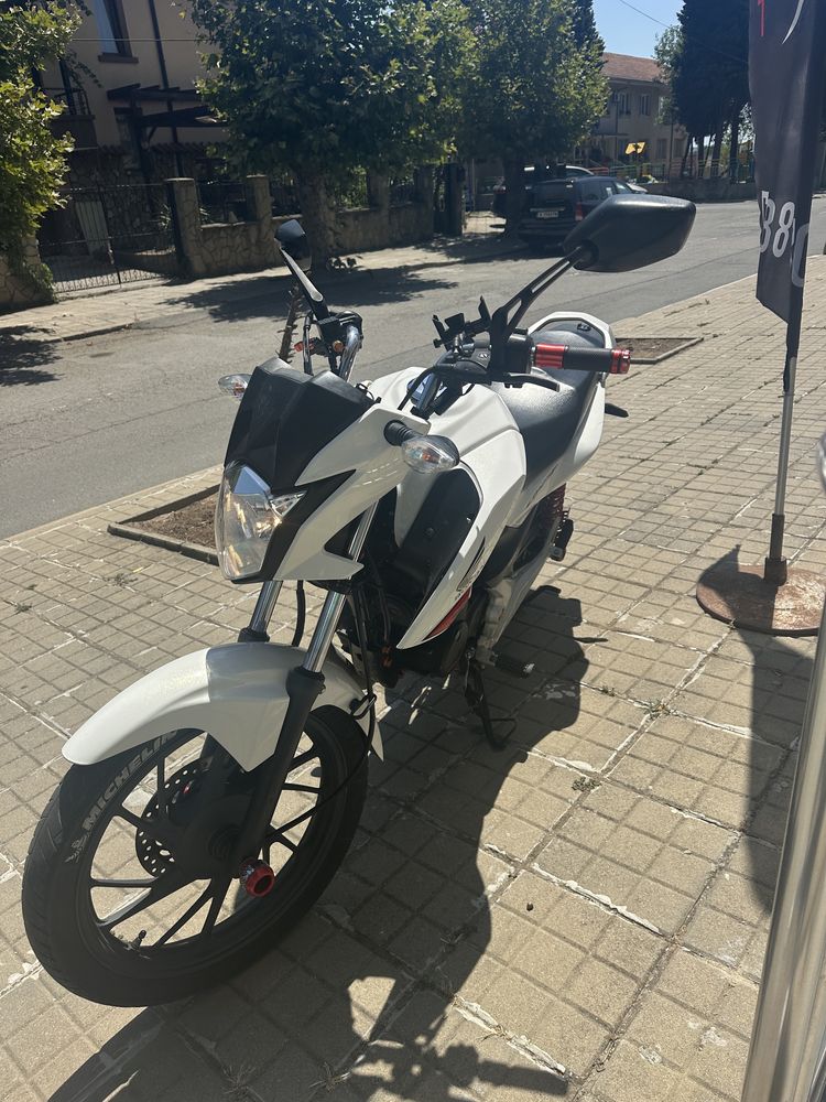 Honda cb125f 2016