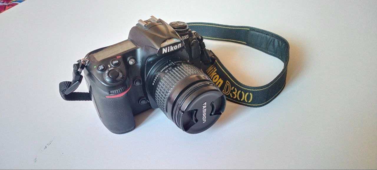Фотоаппарат Nikon D300