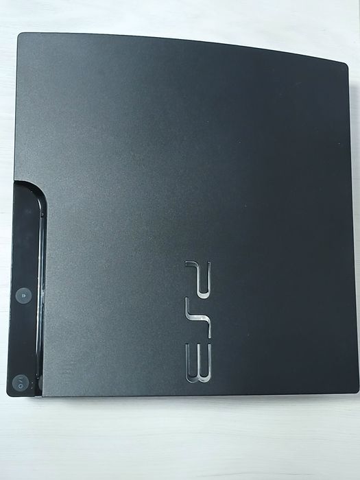 Продам PlayStation 3 Slim