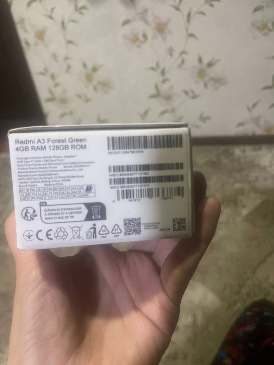 Salom Yangidek договорная kelishtiriladi Yashil rang redmi A3 sotaman