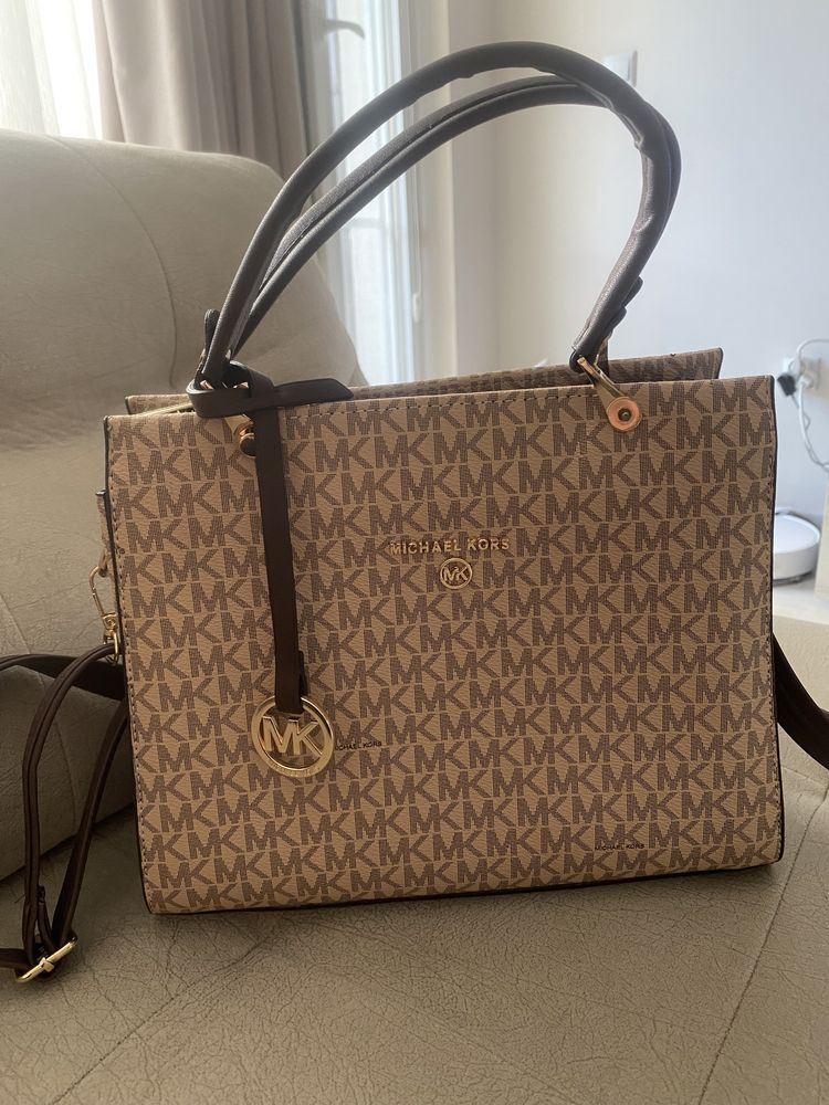 Чанта michael kors