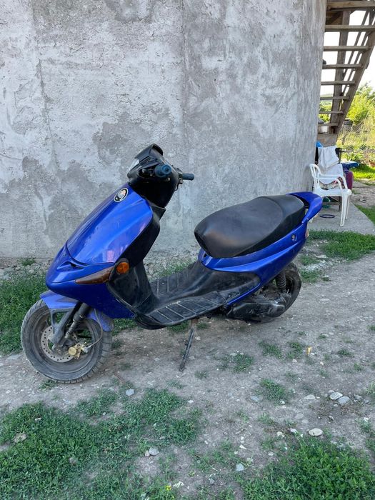 Vând scuter Peugeot buxy 2timpi defect
