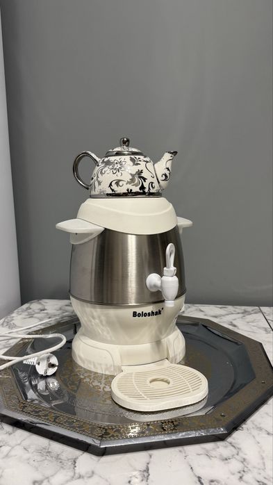 Продам новый электросамовар + поднос в подарок