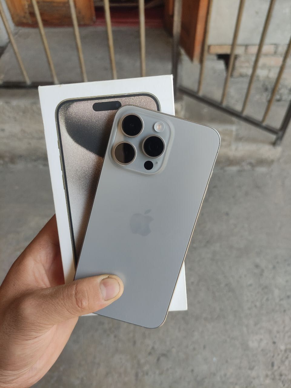 Iphone 15pro max 256gb, ideal 95% yomkost