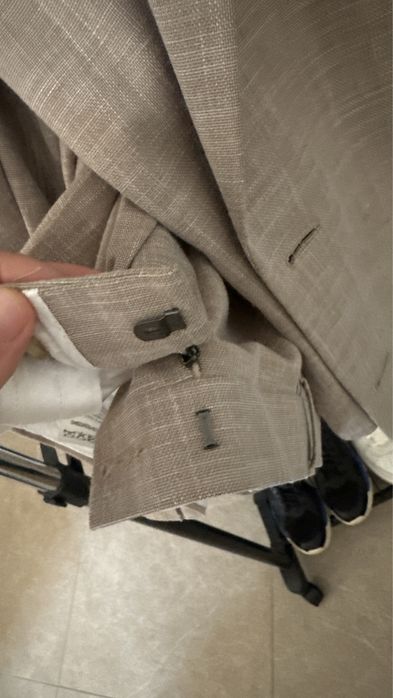 Costum Issac Dewhirst