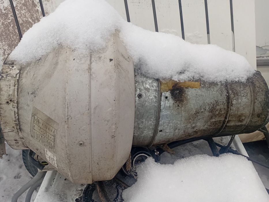 Вытяжка, часть вытяжки (незнаю название)